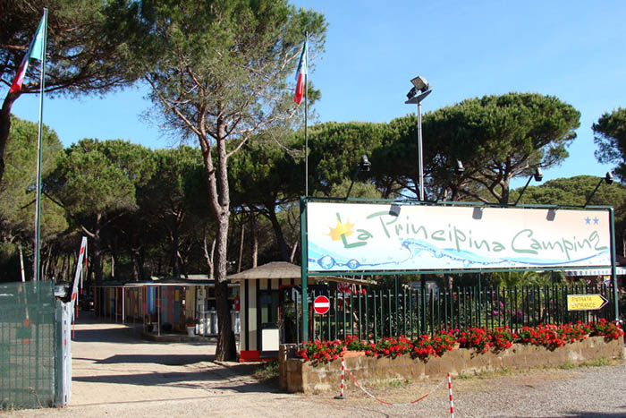 ingresso al campeggio ingresso