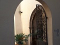 l'ingresso alla Chiesa